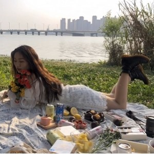 推特雅璇迷玩门事件1.3G珍藏版