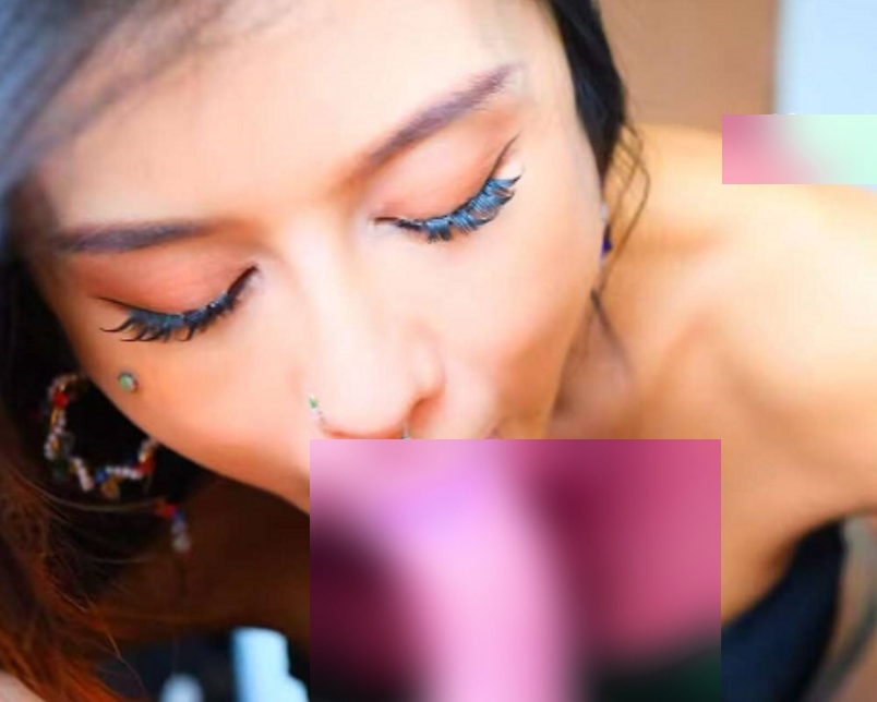 抖音凯西小树洞绝密展示8V福利325MB打孔反差