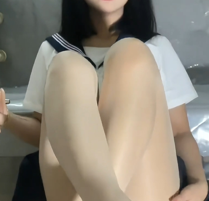 福利姬KK推特女同合集170v65.1G诱人