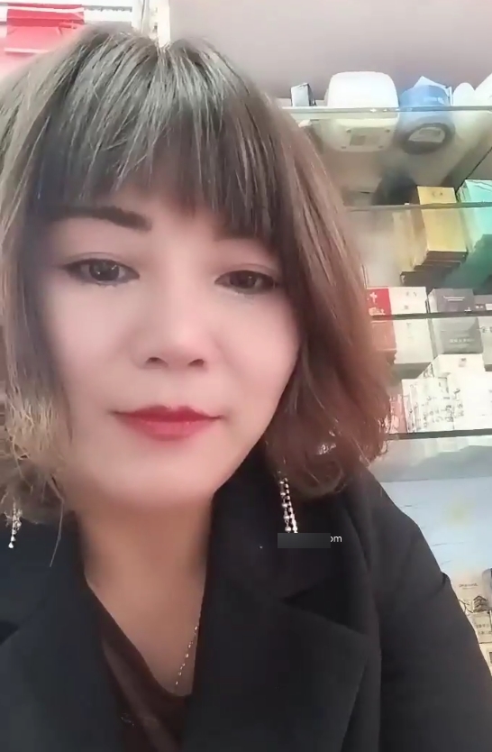 风韵美妇超市老板娘合集19部11.3G现场拍摄