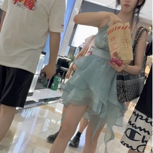 KFC吃小吃靓女视频合集679.6MB太诱人
