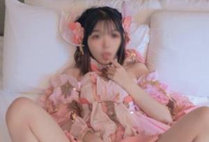 快手优质萌妹《小余》到底怎么火了？