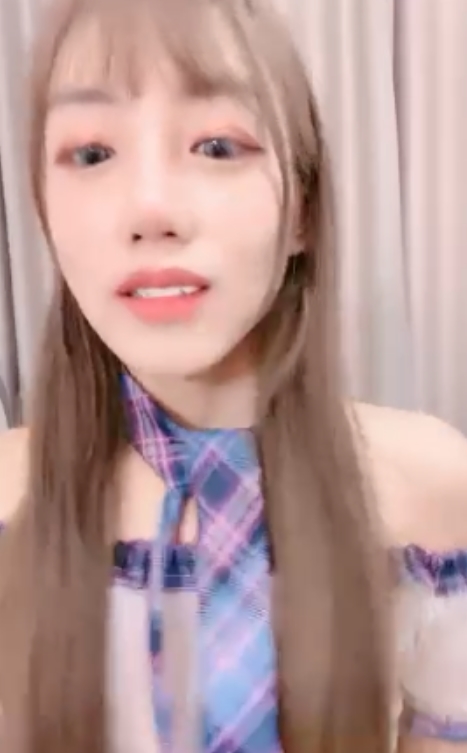 好上头国服少女小怡50部32.9G网红反差女友