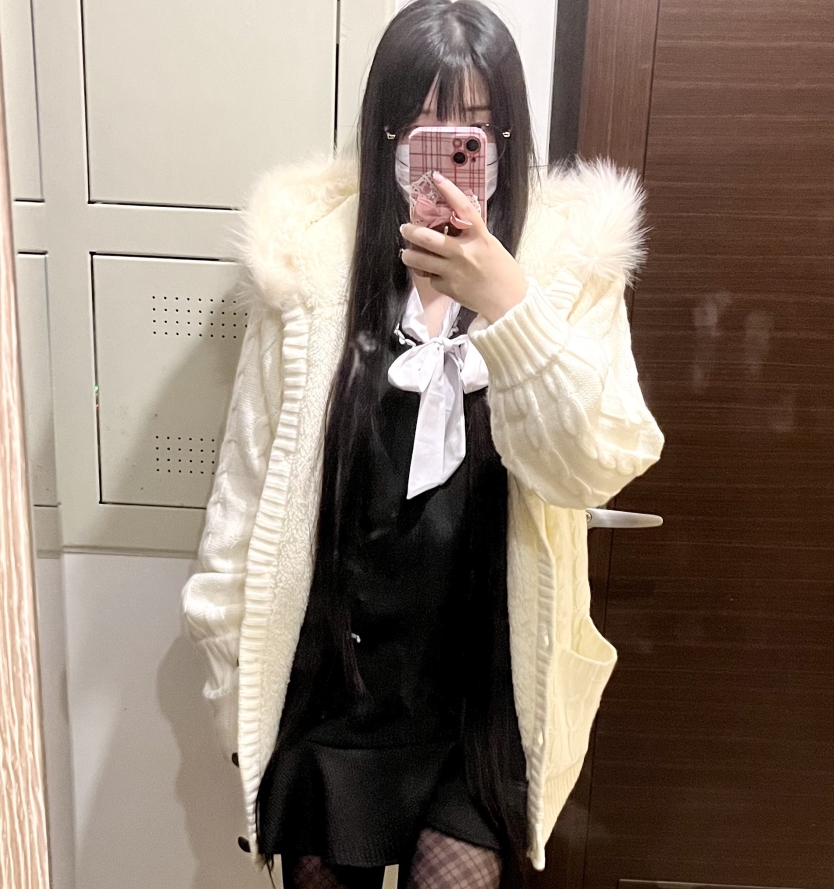 13G推特落落Raku诱惑福利COS28套合集