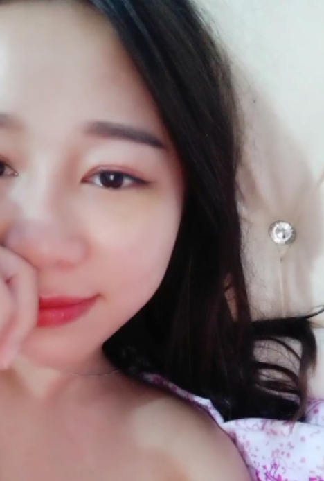 某房展示美丽单亲妈妈私录视频40部合集18.1G风情万种