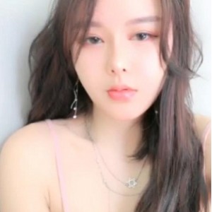 推特唐泽雪蜜桃臀福利视频271部99G诱人珍藏版